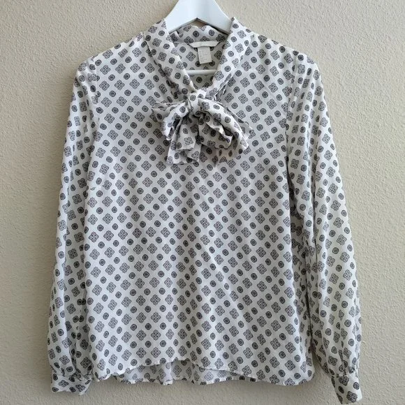 H&M Patterned Blouse with Ties Size 2 - Picture 2 of 16